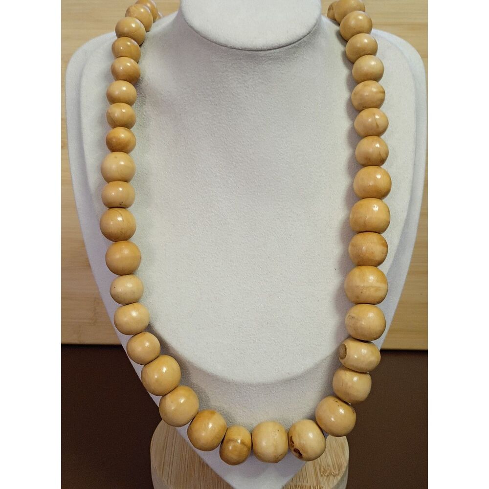 Vintage Necklace Natural Element of Wooden Carved Round Beads of Graduating Size